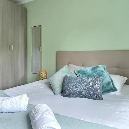 Gite Chalet 12 Pers Spa Hautes Vosges Les Libellules *